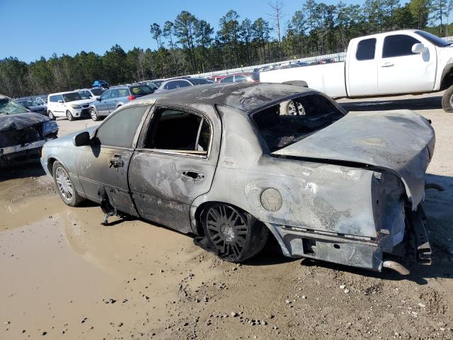 1LNHM82W86Y642544 - 2006 LINCOLN TOWN CAR SIGNATURE LIMITED BURN photo 2