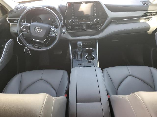 5TDGZRAH5LS511914 - 2020 TOYOTA HIGHLANDER XLE 白色 照片 8