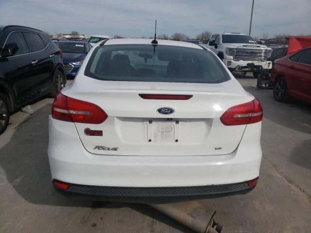 1FADP3F23JL324363 - 2018 FORD FOCUS SE WHITE photo 6