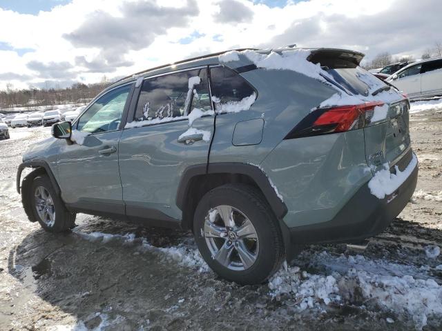 4T3RWRFV9NU059077 - 2022 TOYOTA RAV4 XLE GREEN photo 2