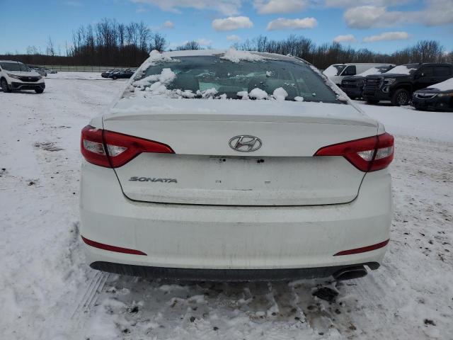 5NPE24AF2FH187019 - 2015 HYUNDAI SONATA SE WHITE photo 6