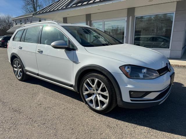 2017 VOLKSWAGEN GOLF ALLTR S, 