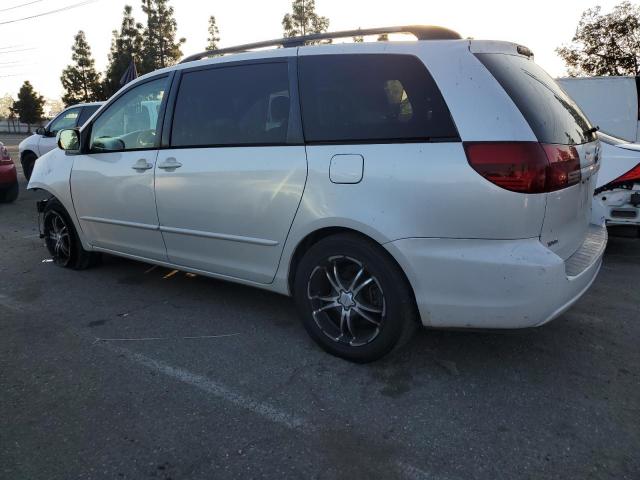 5TDZA22C55S311032 - 2005 TOYOTA SIENNA XLE WHITE photo 2