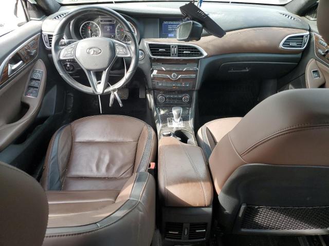 SJKCH5CR0JA049401 - 2018 INFINITI QX30 BASE أسود صورة 8