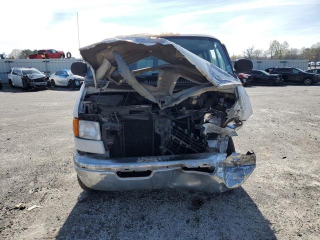 2B5WB35Z9WK144658 - 1998 DODGE RAM WAGON B3500 WHITE photo 5