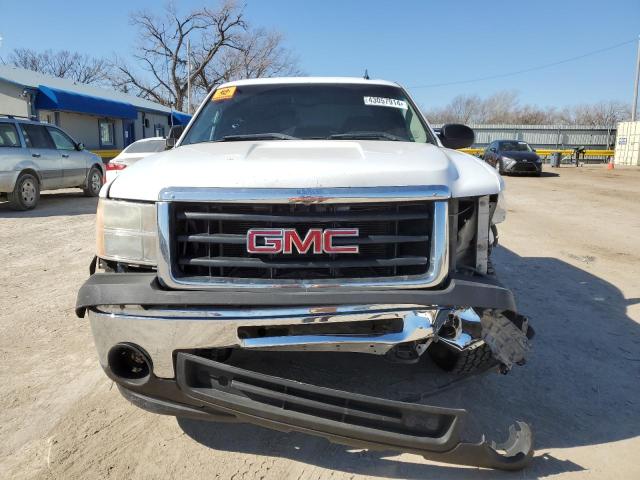 1GTR2VE34BZ387023 - 2011 GMC SIERRA K1500 SLE WHITE photo 5