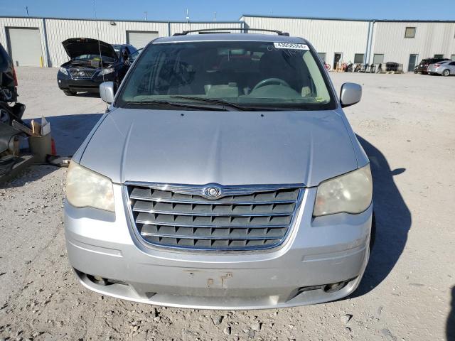 2A8HR54119R631781 - 2009 CHRYSLER TOWN & COU TOURING SILVER photo 5