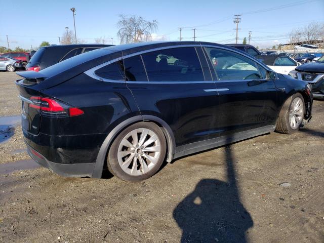 5YJXCBE27GF025579 - 2016 TESLA MODEL X BLACK photo 3