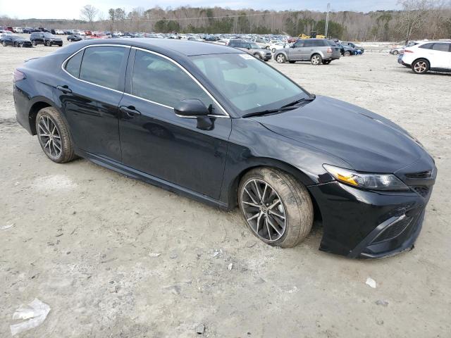 4T1G11AK4RU870613 - 2024 TOYOTA CAMRY SE NIGHT SHADE BLACK photo 4