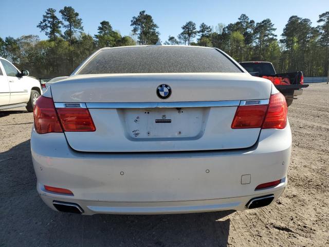 WBAKA83509CY33804 - 2009 BMW 750 I WHITE photo 6