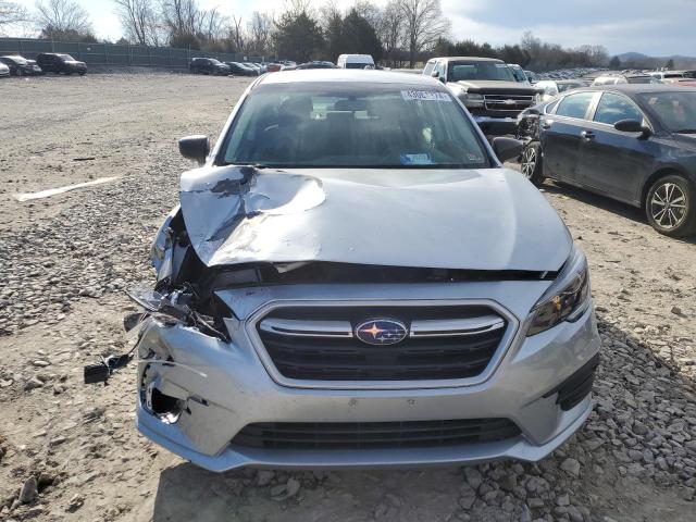 4S3BNAA66J3042286 - 2018 SUBARU LEGACY 2.5I SILVER photo 5