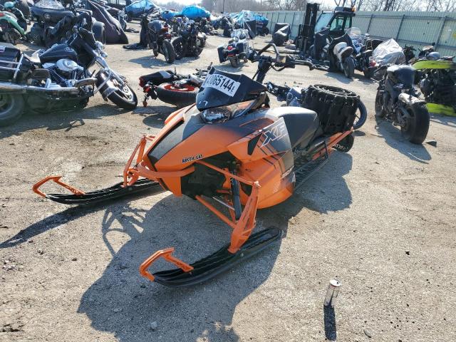 4UF14SNWXET103510 - 2014 ARCTIC CAT XF800 ORANGE photo 2