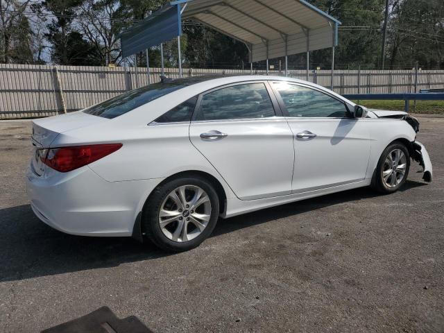 5NPEC4AC2CH406317 - 2012 HYUNDAI SONATA SE WHITE photo 3