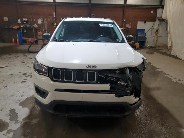 3C4NJDAB3JT232378 - 2018 JEEP COMPASS SPORT WHITE photo 5