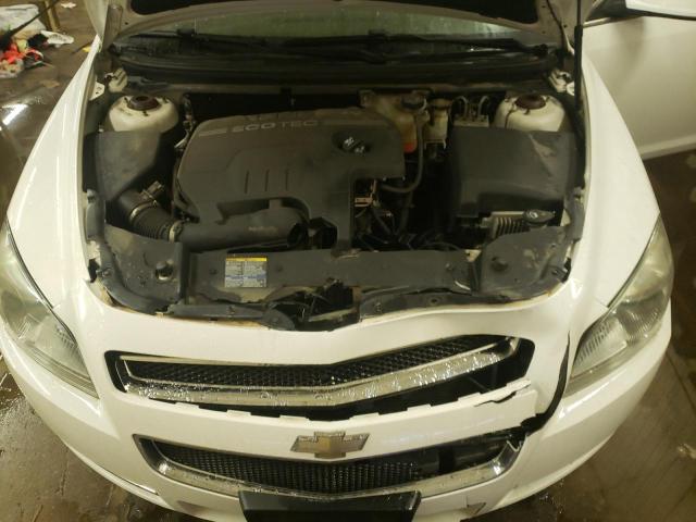 1G1ZH57B694211593 - 2009 CHEVROLET MALIBU 1LT WHITE photo 11