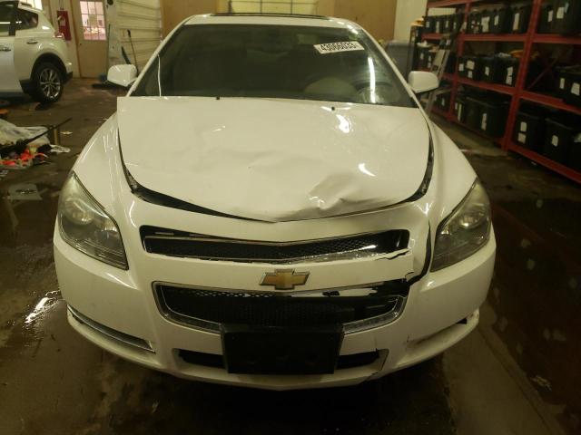 1G1ZH57B694211593 - 2009 CHEVROLET MALIBU 1LT WHITE photo 5