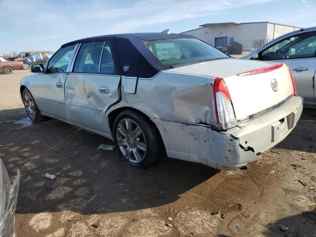 1G6KP5E90AU110519 - 2010 CADILLAC DTS PLATINUM TAN photo 2