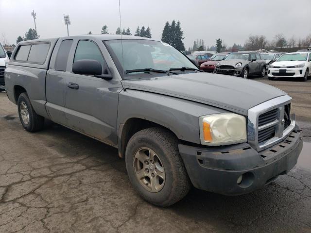 1D7HW42NX5S177349 - 2005 DODGE DAKOTA SLT GRAY photo 4