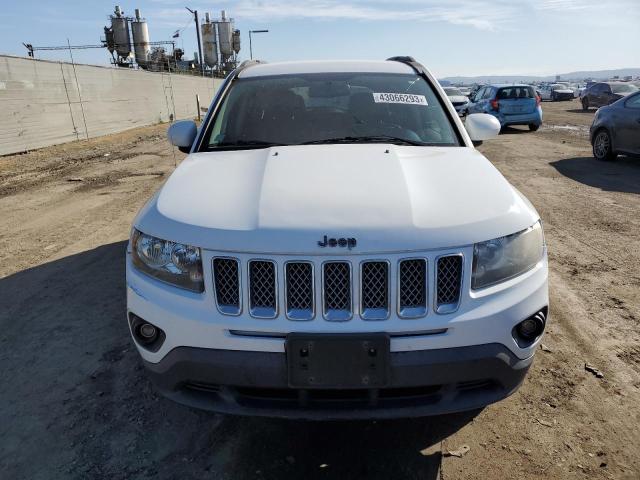 1C4NJCEB1GD620762 - 2016 JEEP COMPASS LATITUDE WHITE photo 5