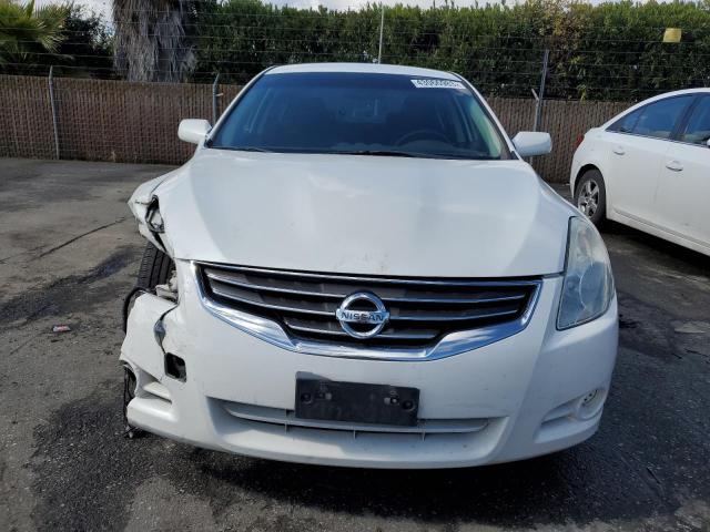 1N4AL2AP8AN513073 - 2010 NISSAN ALTIMA BASE WHITE photo 5