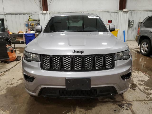 1C4RJFAG8HC781461 - 2017 JEEP GRAND CHER LAREDO SILVER photo 5