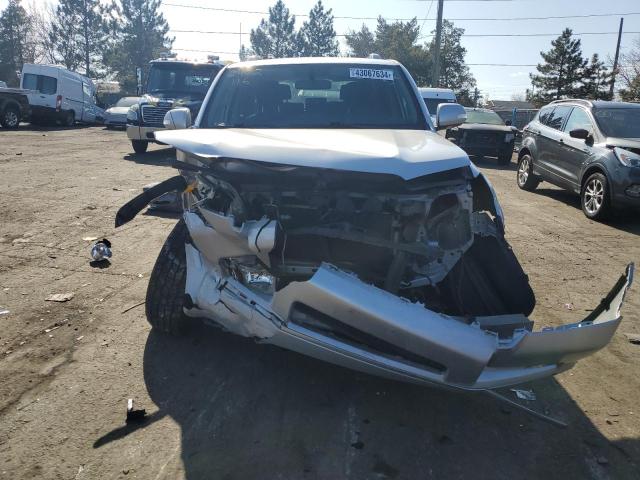 JTEBU5JR9D5131990 - 2013 TOYOTA 4RUNNER SR5 SILVER photo 5