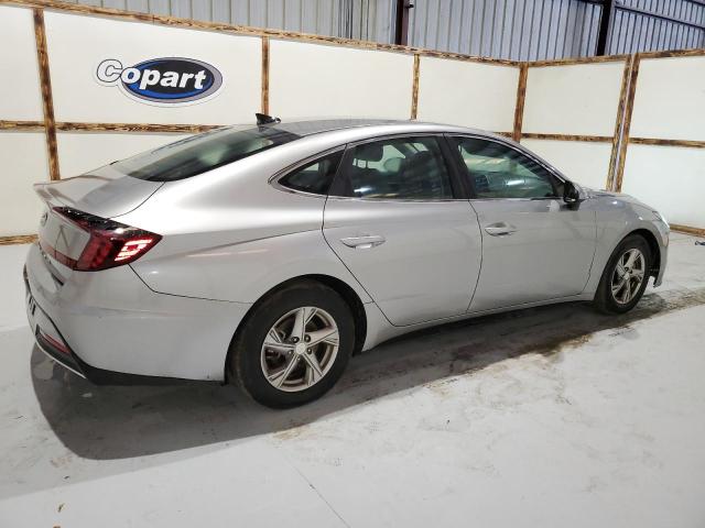 5NPEG4JA7MH112769 - 2021 HYUNDAI SONATA SE SILVER photo 3