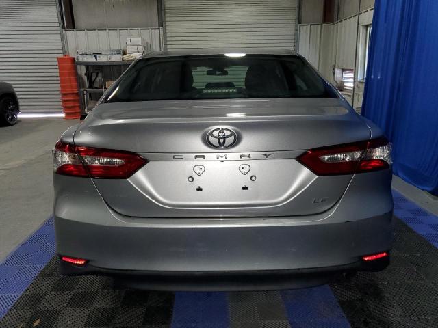 4T1B11HKXJU147398 - 2018 TOYOTA CAMRY L SILVER photo 6