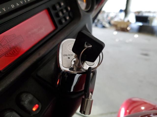 1HD1FC4388Y671436 - 2008 HARLEY-DAVIDSON FLHTCUI 红色 照片 8