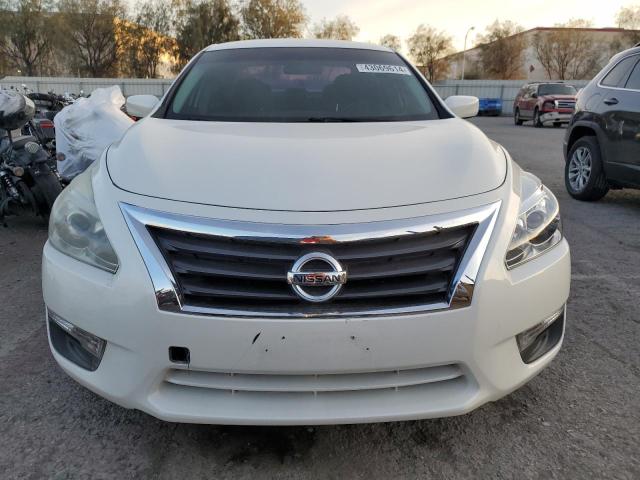 1N4AL3AP7DC260138 - 2013 NISSAN ALTIMA 2.5 WHITE photo 5