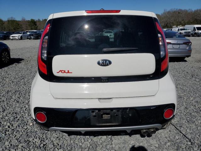 KNDJX3AA1J7607655 - 2018 KIA SOUL ! WHITE photo 6