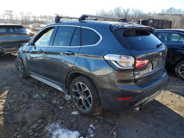 WBXJG9C09M5T33504 - 2021 BMW X1 XDRIVE28I GRAY photo 2