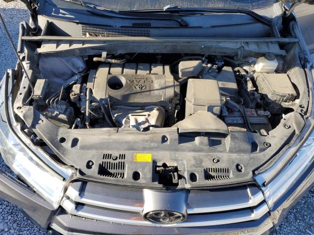 5TDZARFH6KS051430 - 2019 TOYOTA HIGHLANDER LE GRAY photo 12