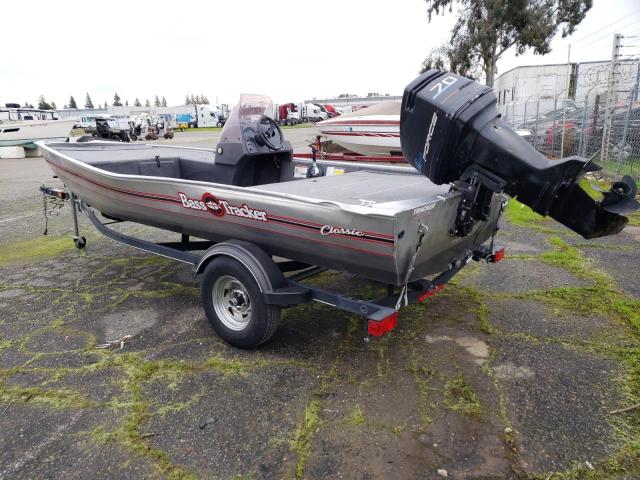 BUJ70300E919 - 2019 TRAC BOAT SILVER photo 3