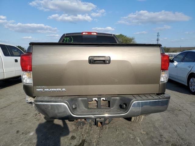 5TFRM5F10CX039935 - 2012 TOYOTA TUNDRA DOUBLE CAB SR5 GRAY photo 6