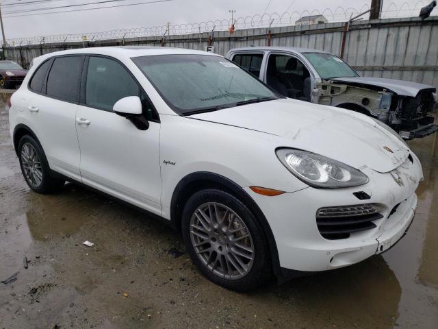 WP1AE2A28CLA92834 - 2012 PORSCHE CAYENNE S HYBRID WHITE photo 4