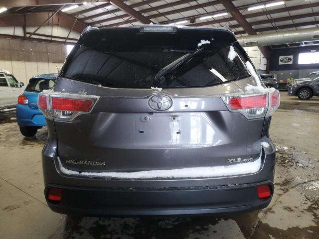 5TDJKRFH2ES029794 - 2014 TOYOTA HIGHLANDER XLE GRAY photo 6