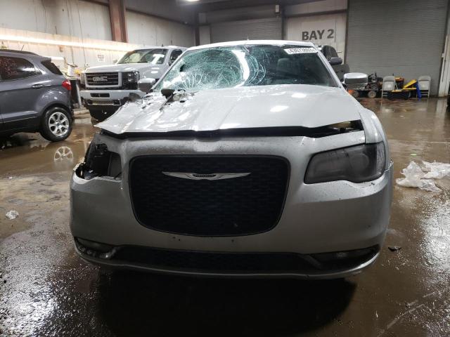 2C3CCABG5KH577887 - 2019 CHRYSLER 300 S SILVER photo 5