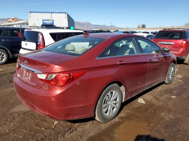 5NPEB4AC6CH377519 - 2012 HYUNDAI SONATA GLS RED photo 3