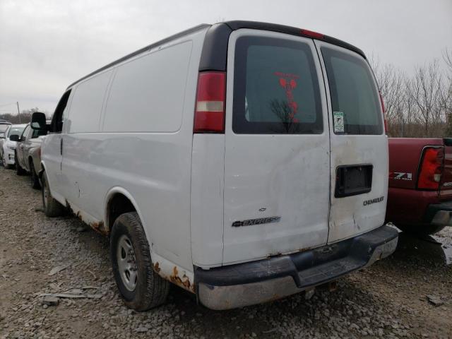 1GCFG15X041170151 - 2004 CHEVROLET EXPRESS G1 WHITE photo 2