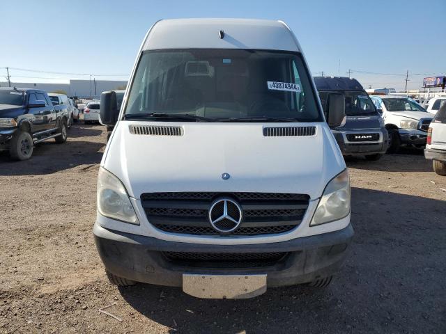 WD3PE7CC4C5673230 - 2012 MERCEDES-BENZ SPRINTER 2500 WHITE photo 5