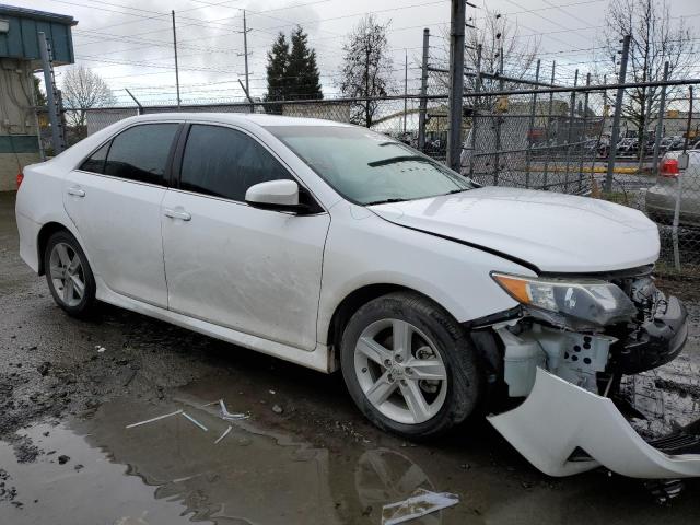 4T1BF1FK3EU341216 - 2014 TOYOTA CAMRY L WHITE photo 4