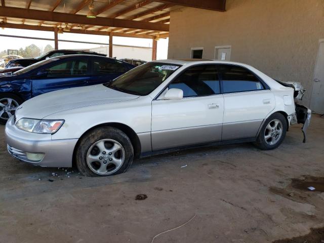 JT8BF22G0V0059259 - 1997 LEXUS ES 300 WHITE photo 1