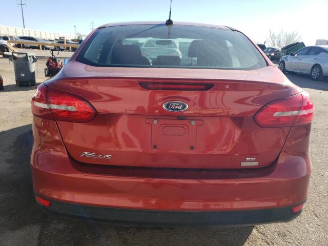 1FADP3FEXJL322247 - 2018 FORD FOCUS SE RED photo 6