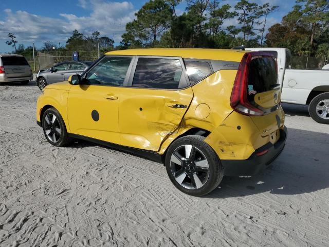 KNDJ33AU6L7116698 - 2020 KIA SOUL EX YELLOW photo 2