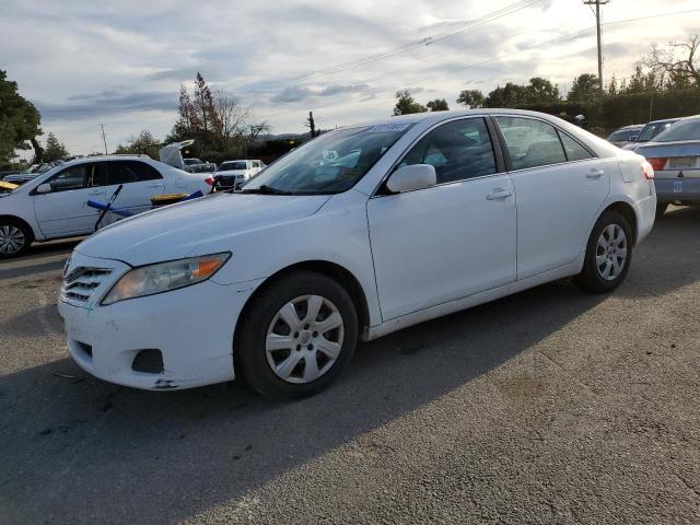 4T1BF3EK8BU654044 - 2011 TOYOTA CAMRY BASE WHITE photo 1