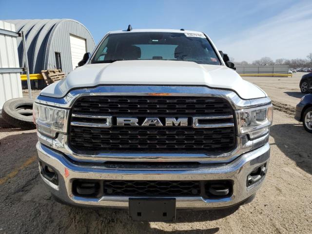 3C6UR5DL5NG410246 - 2022 RAM 2500 BIG HORN/LONE STAR WHITE photo 5