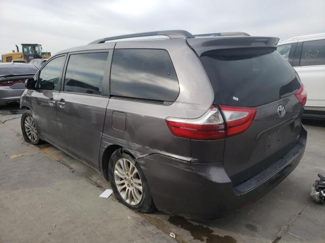 5TDYK3DC0FS641738 - 2015 TOYOTA SIENNA XLE GRAY photo 2