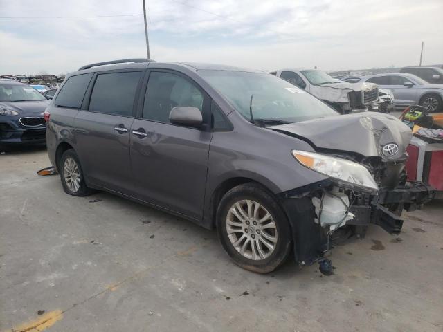 5TDYK3DC0FS641738 - 2015 TOYOTA SIENNA XLE GRAY photo 4