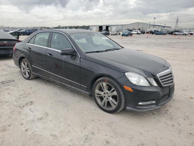 WDDHF5KB4DA726253 - 2013 MERCEDES-BENZ E 350 BLACK photo 4